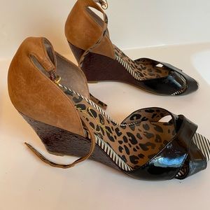 Jessica Simpson wedges